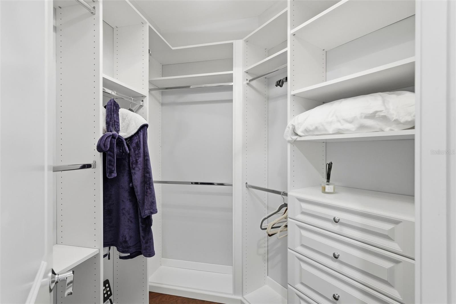 Image 30 of 69 For 1325 Snell Isle Boulevard Ne 105