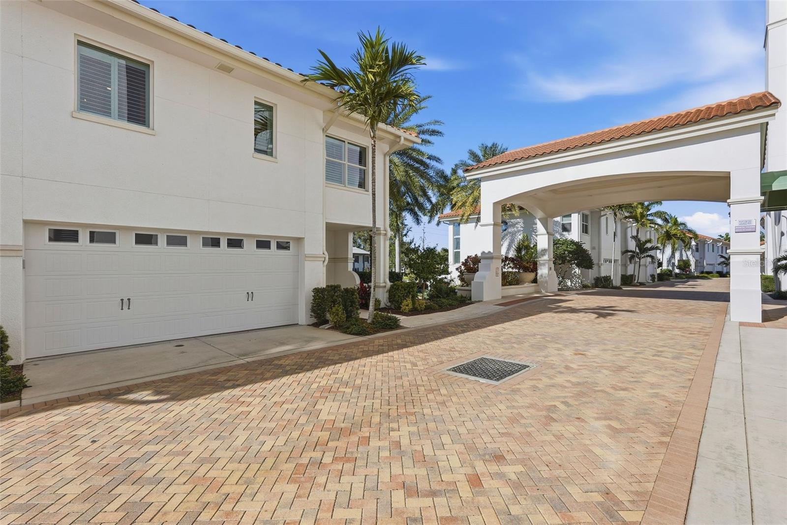 Image 40 of 69 For 1325 Snell Isle Boulevard Ne 105