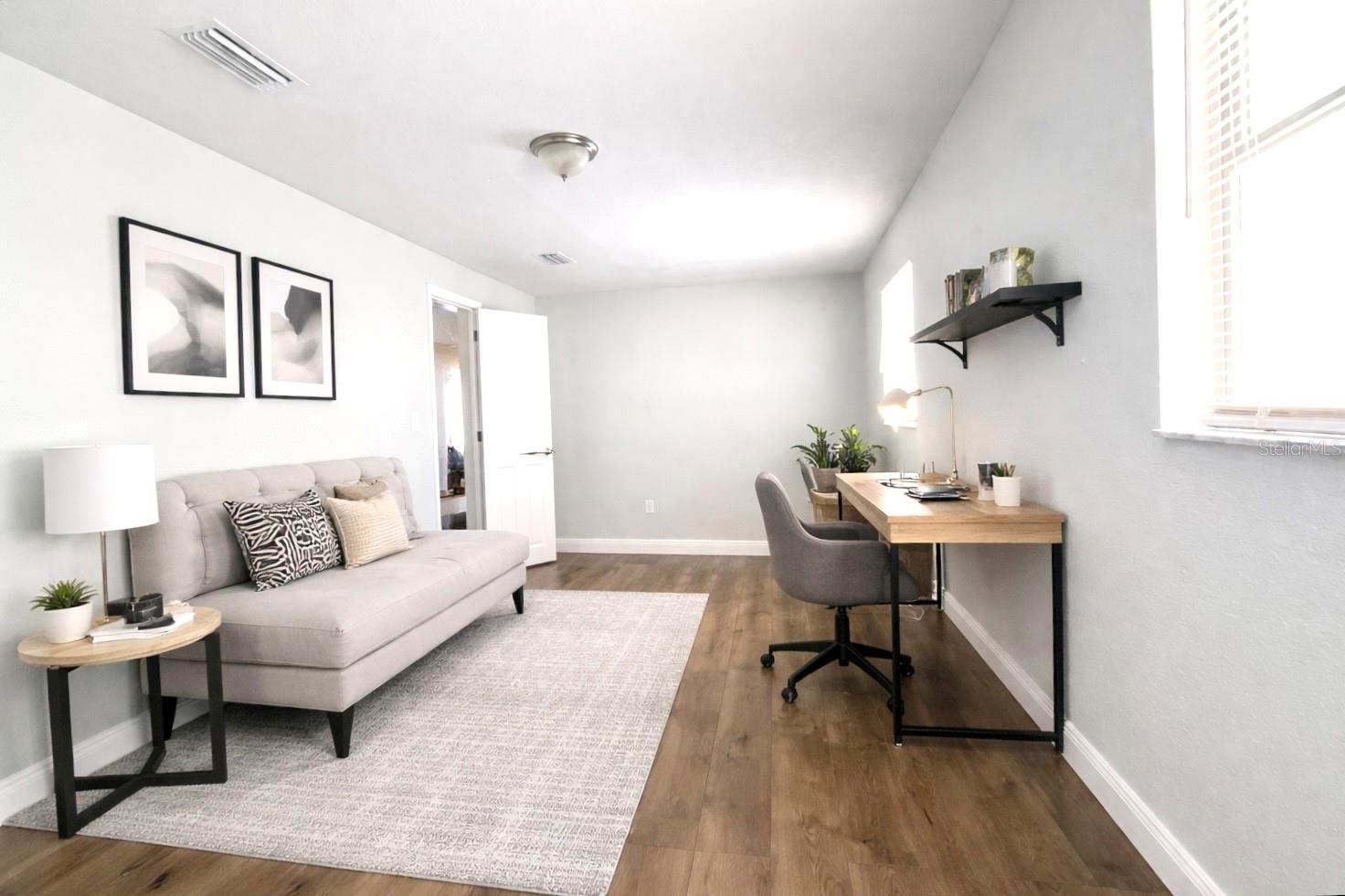 Image 15 of 28 For 8507 Edison