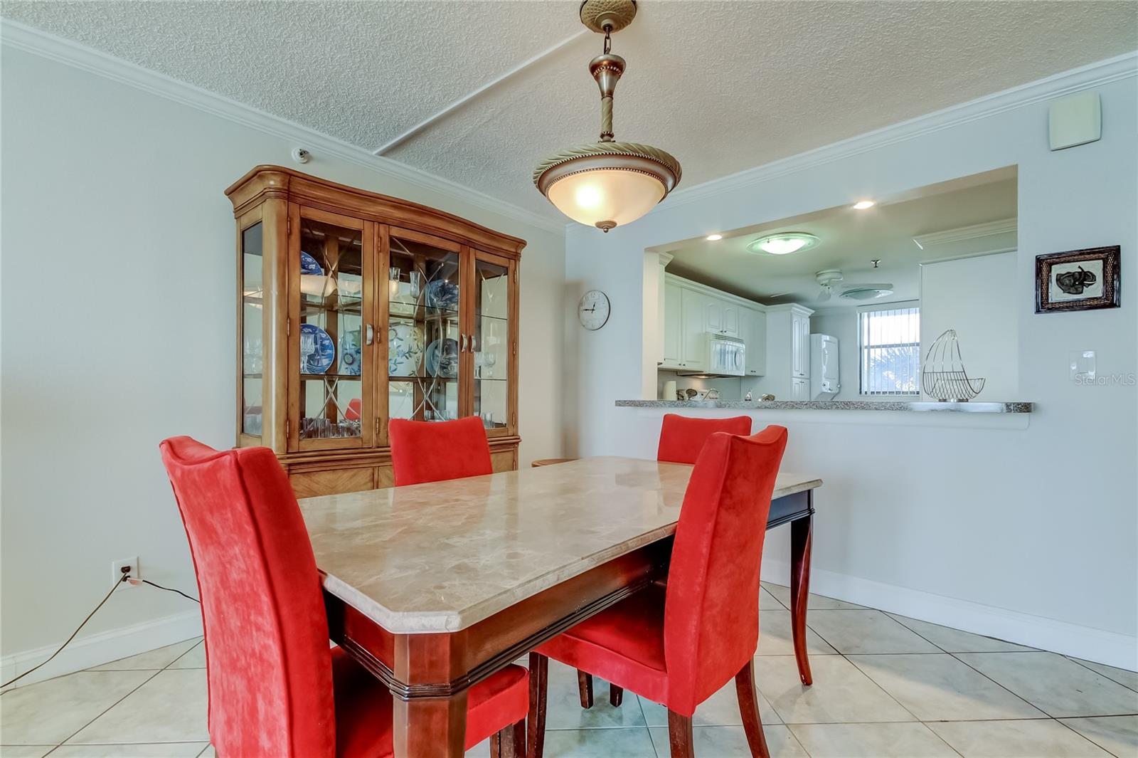 Listing photo id 10 for 14900 Gulf Boulevard 206