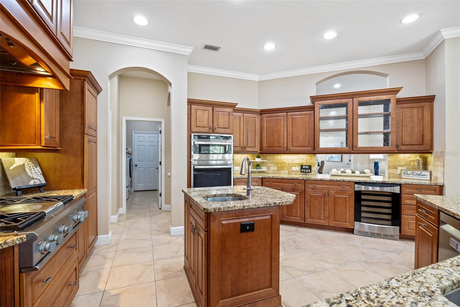 Image 12 of 53 For 748 Winslow Park