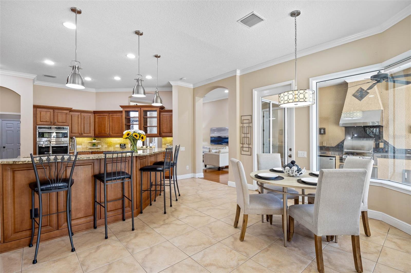 Image 13 of 53 For 748 Winslow Park