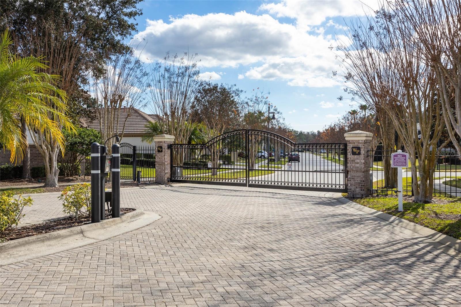 Image 44 of 53 For 748 Winslow Park