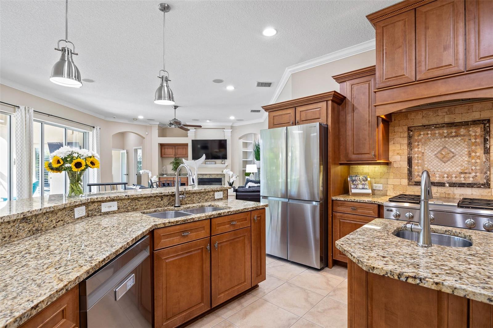 Image 48 of 53 For 748 Winslow Park