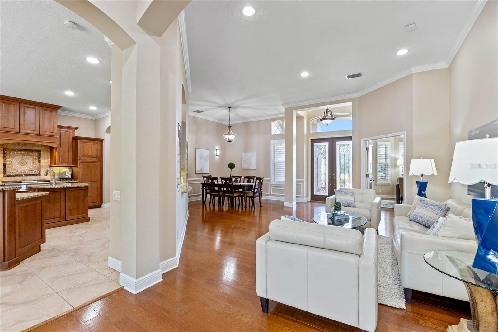 Image 6 of 53 For 748 Winslow Park