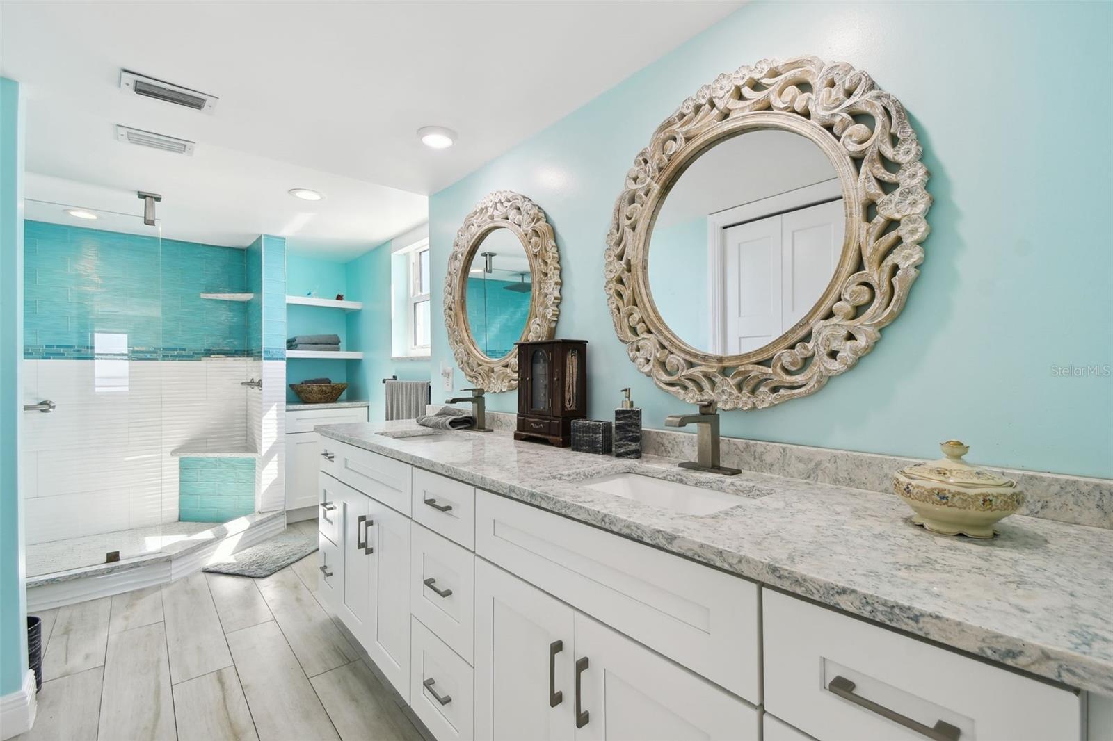 Image 19 of 88 For 5200 Brittany Drive S 1502