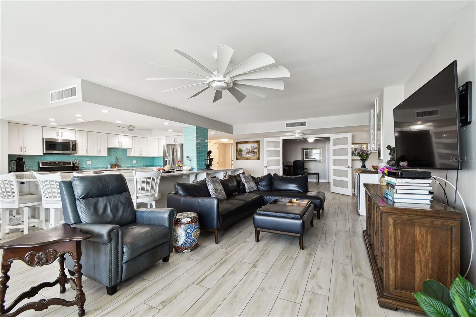 Image 26 of 88 For 5200 Brittany Drive S 1502