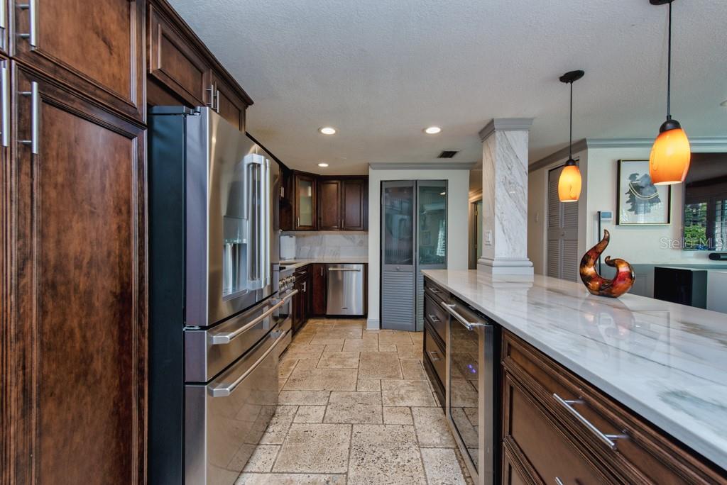 Image 12 of 46 For 2816 Applewood Drive