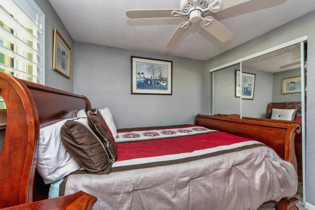 Image 23 of 46 For 2816 Applewood Drive