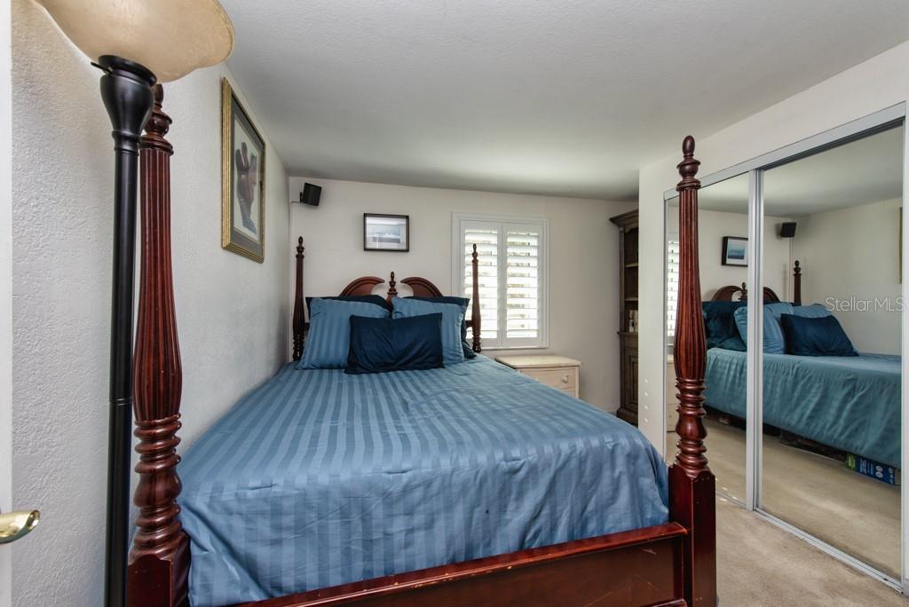 Image 24 of 46 For 2816 Applewood Drive