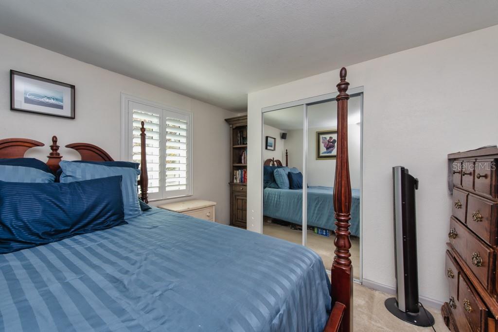 Image 25 of 46 For 2816 Applewood Drive