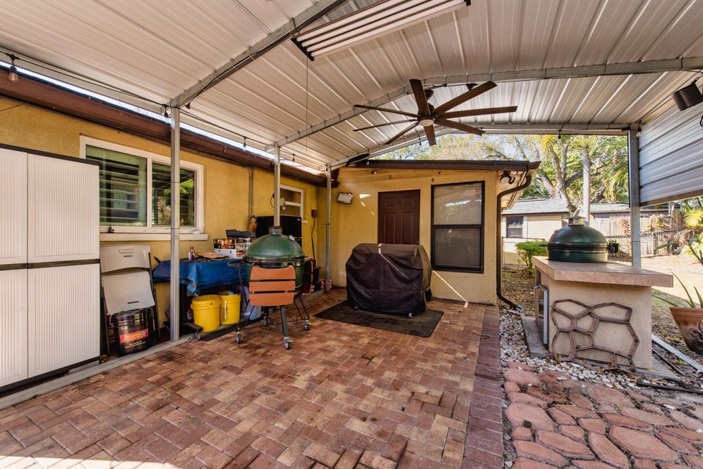 Image 30 of 46 For 2816 Applewood Drive