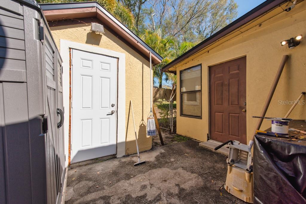 Image 37 of 46 For 2816 Applewood Drive