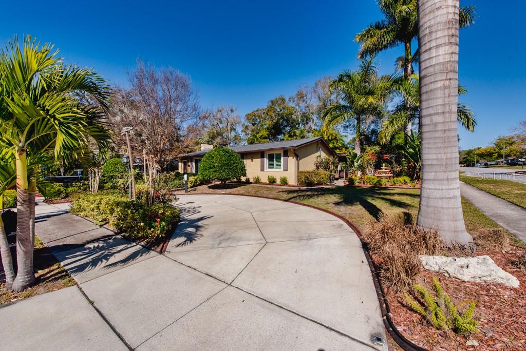 Image 38 of 46 For 2816 Applewood Drive