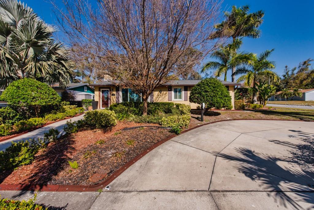 Image 39 of 46 For 2816 Applewood Drive