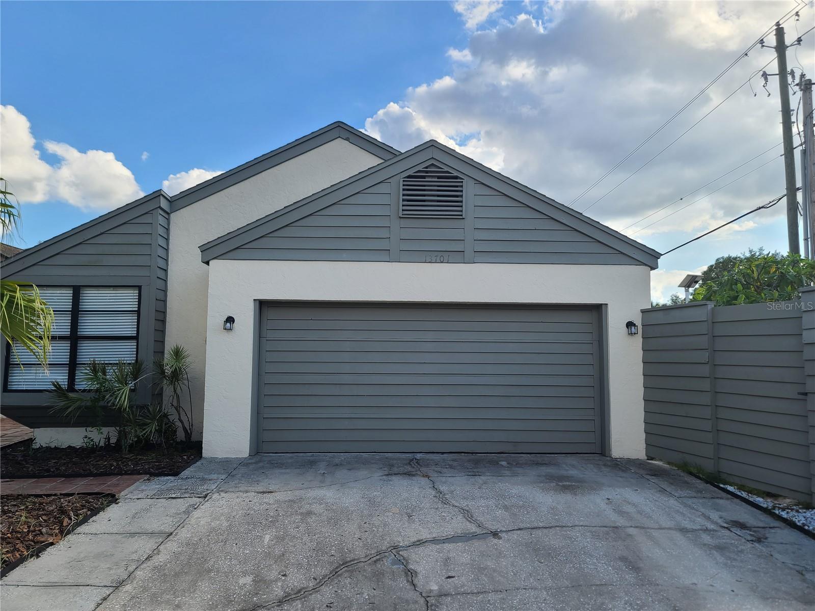 Details for 13701 Lazy Oak Drive, TAMPA, FL 33613