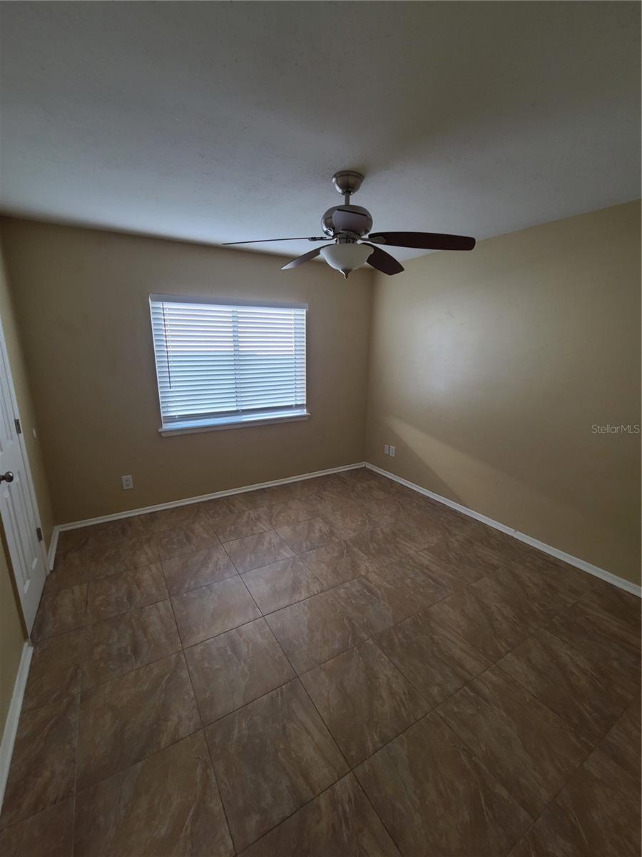 Image 13 of 23 For 13701 Lazy Oak Drive