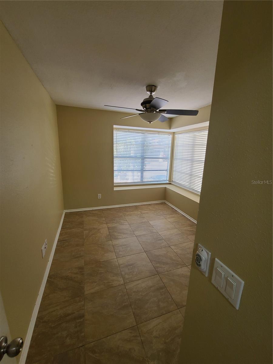 Image 19 of 23 For 13701 Lazy Oak Drive