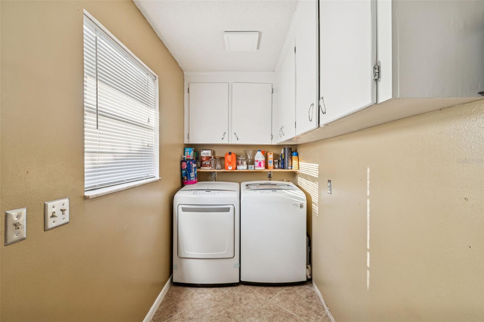 Image 17 of 38 For 2013 Marilyn Avenue