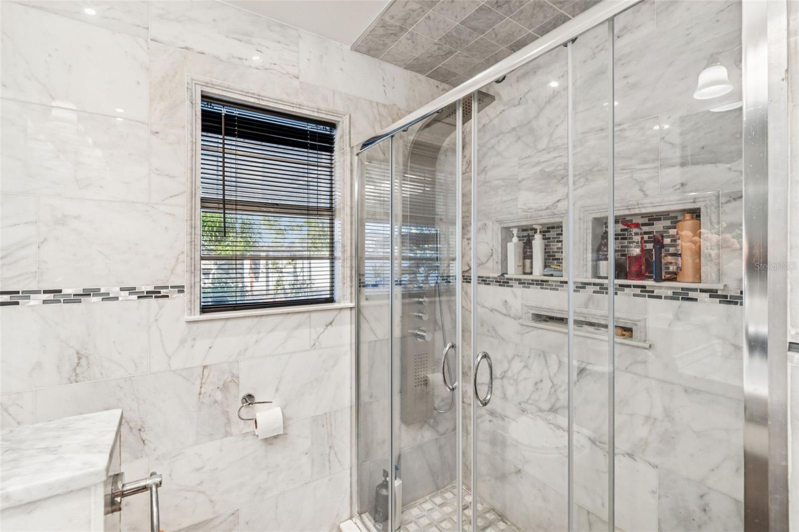 Image 20 of 38 For 2013 Marilyn Avenue