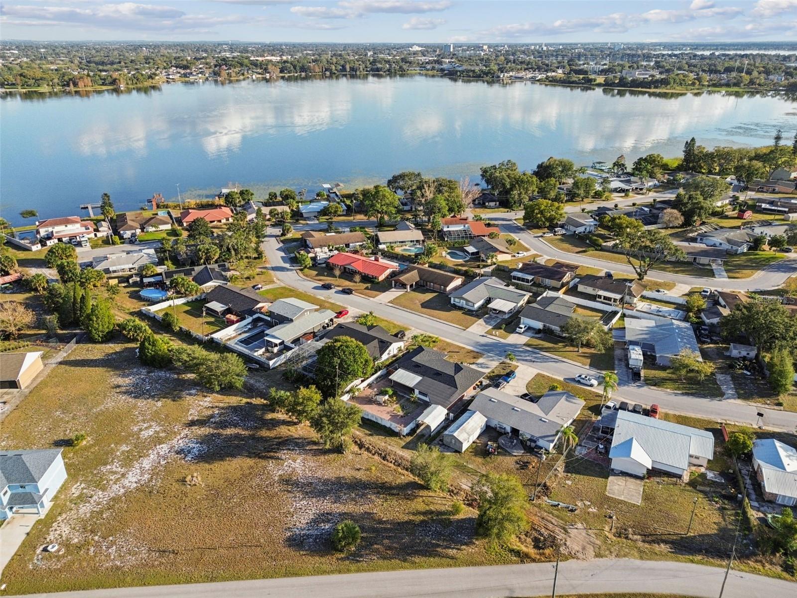 Image 36 of 38 For 2013 Marilyn Avenue