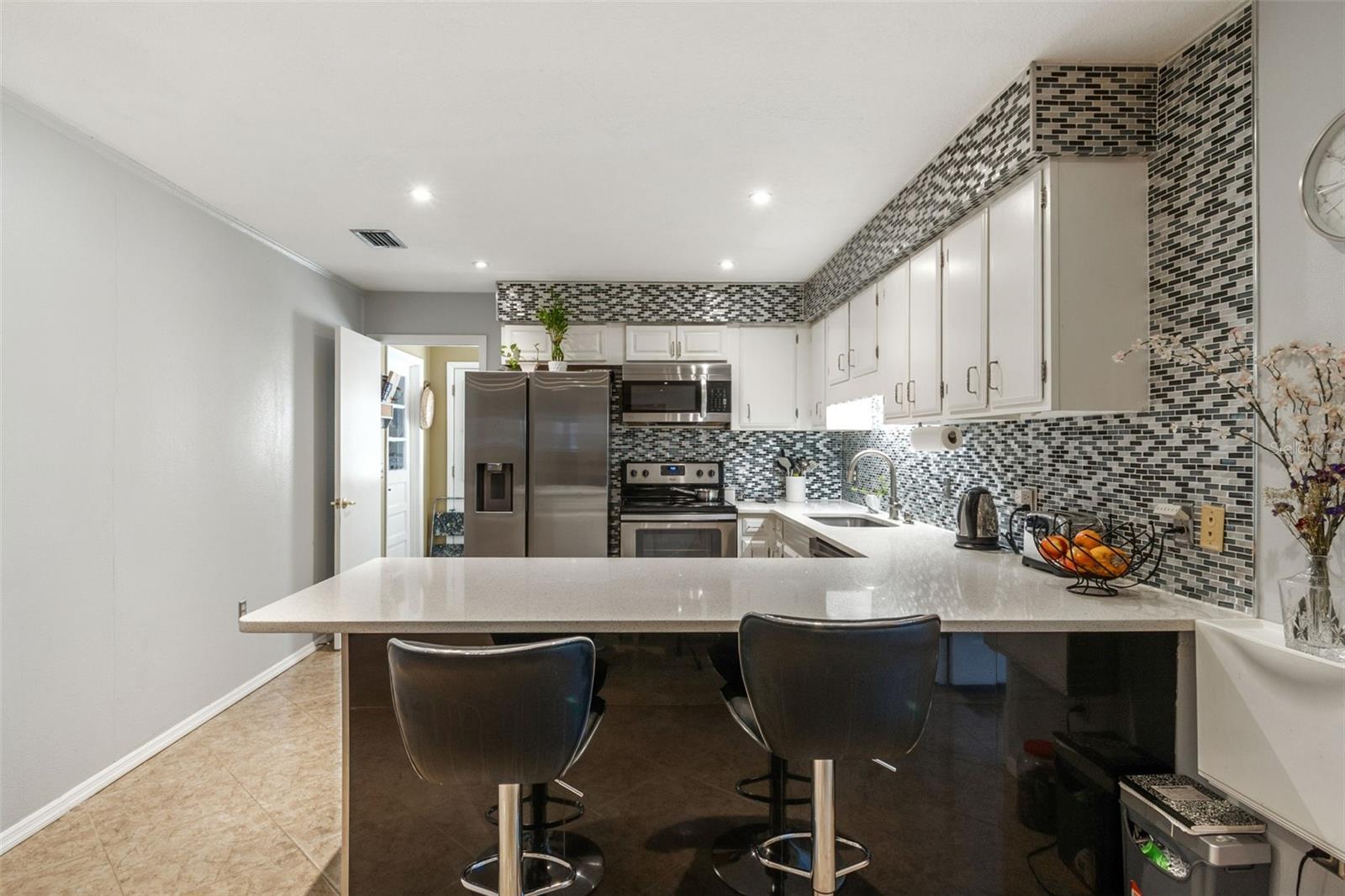 Image 7 of 38 For 2013 Marilyn Avenue