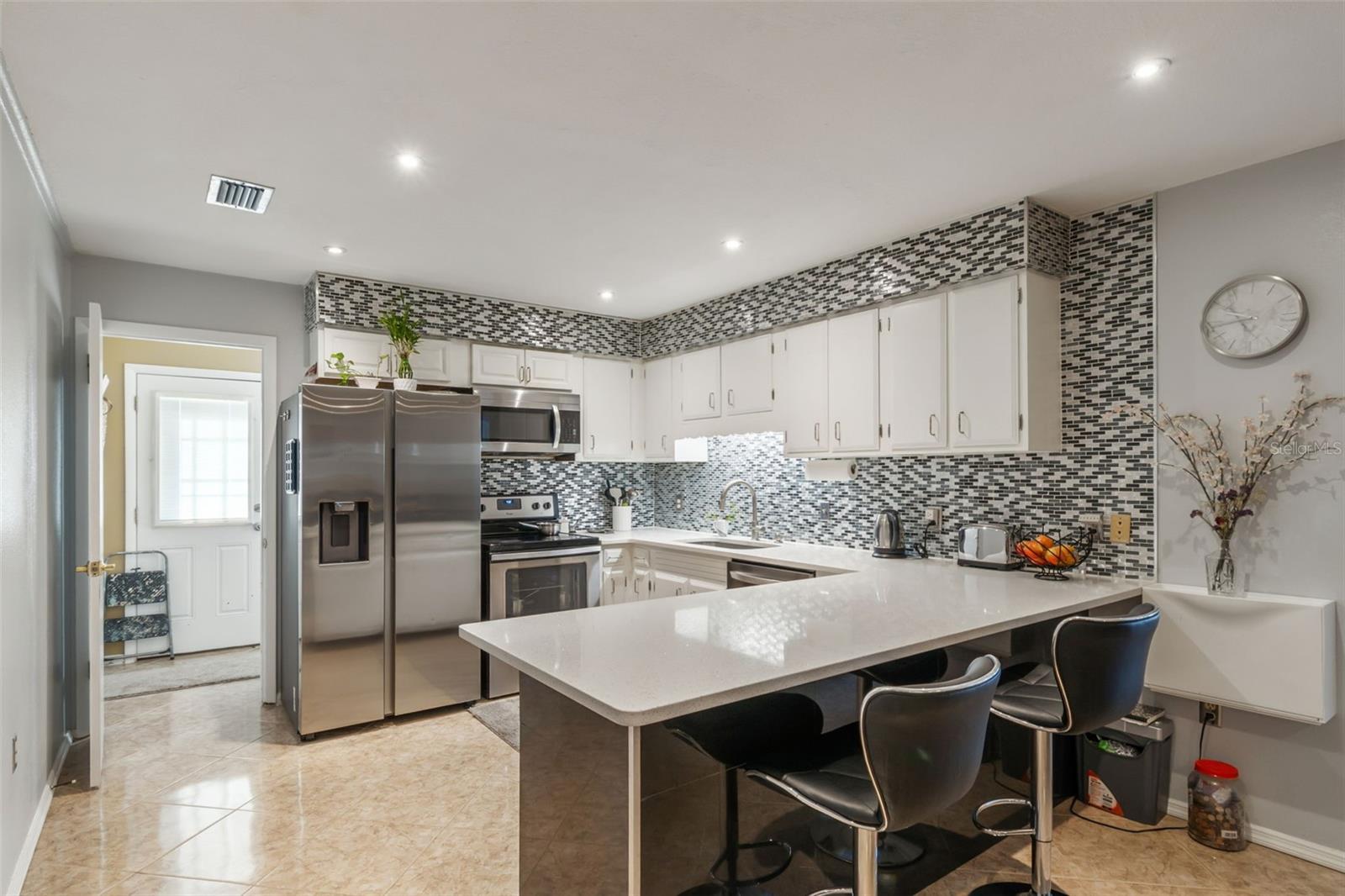 Image 9 of 38 For 2013 Marilyn Avenue