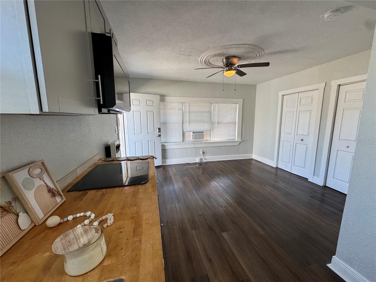 Image 2 of 10 For 3927 6th Street S