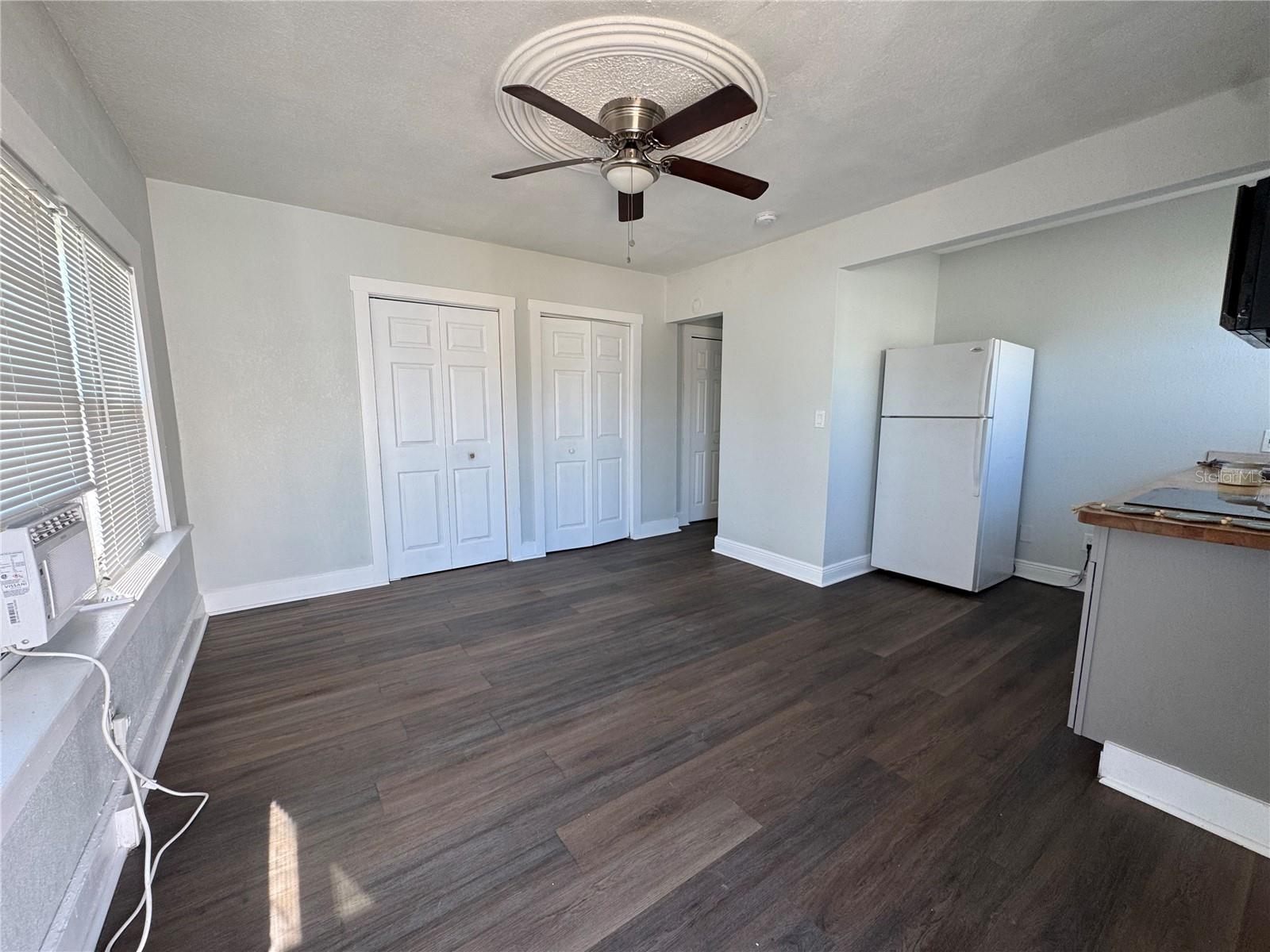 Image 3 of 10 For 3927 6th Street S