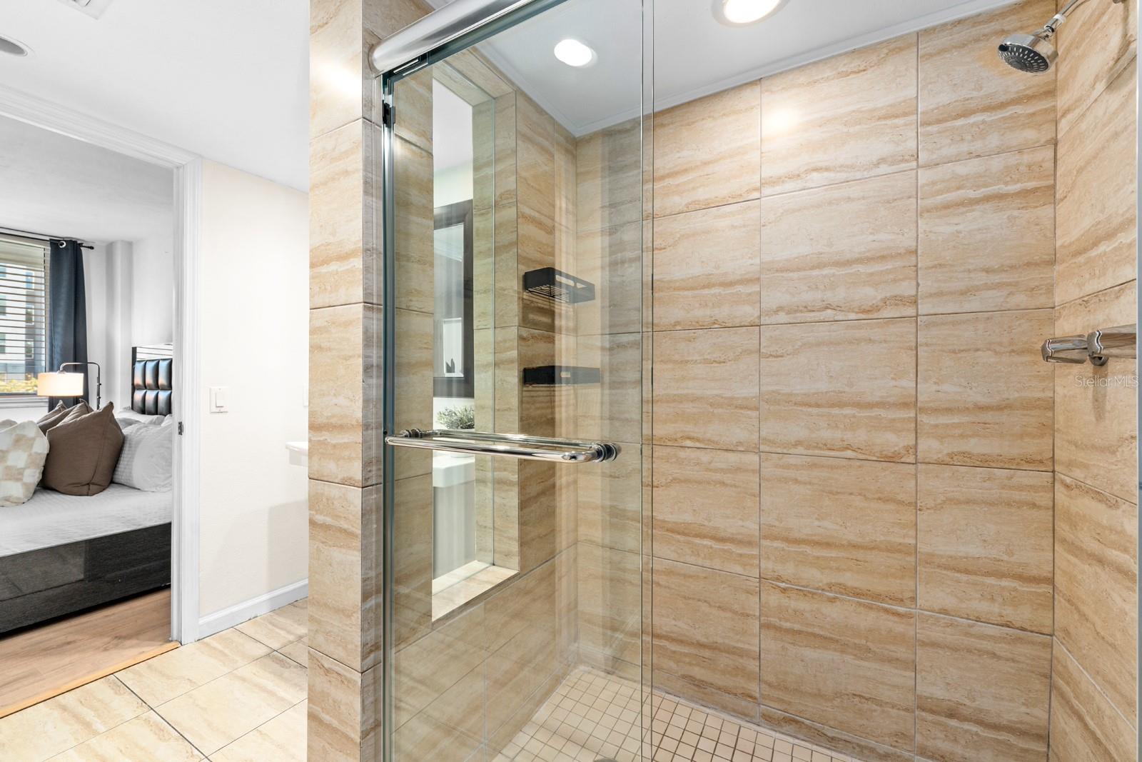 Image 15 of 31 For 201 Laurel Street 310