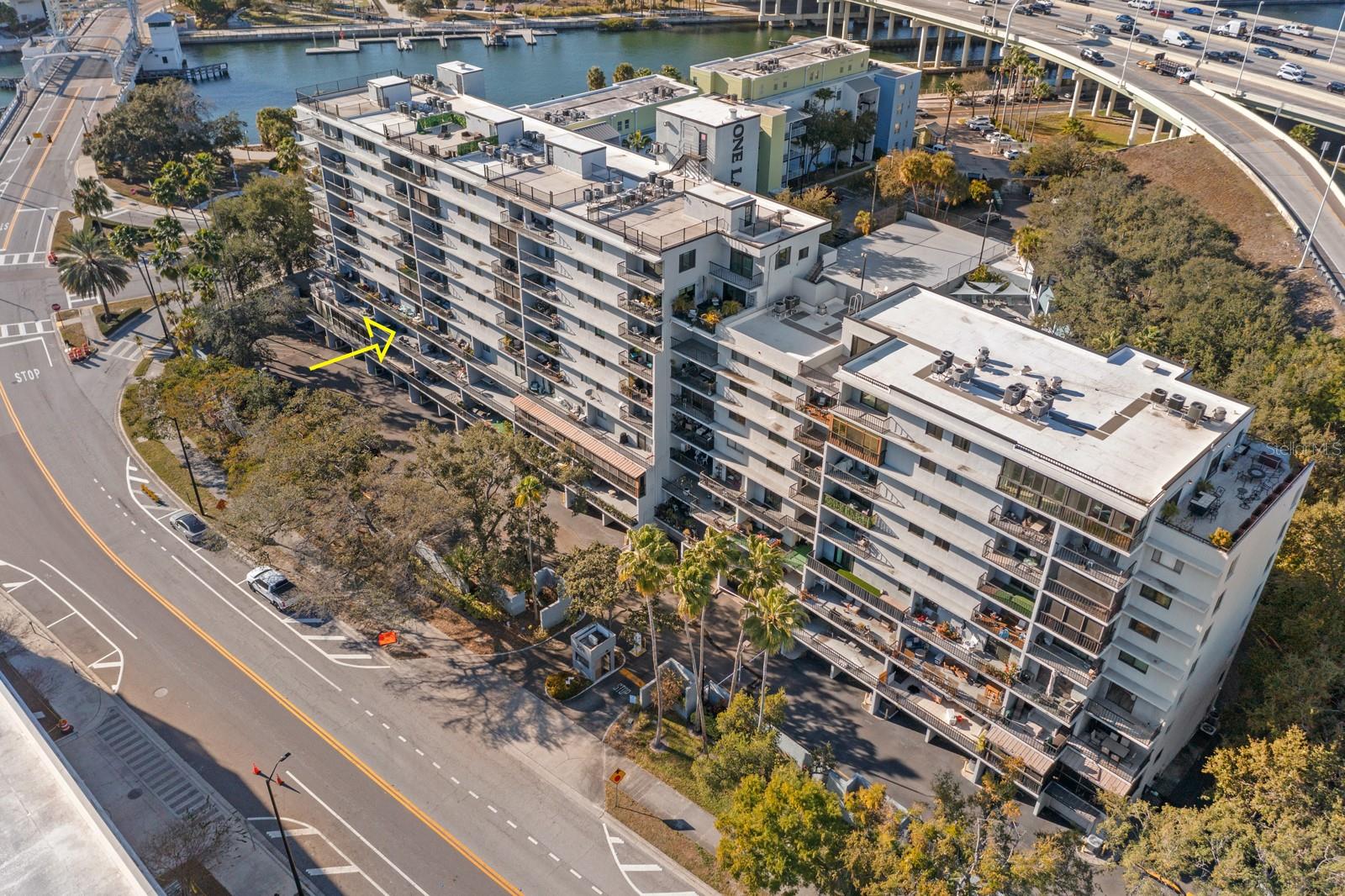 Image 28 of 31 For 201 Laurel Street 310