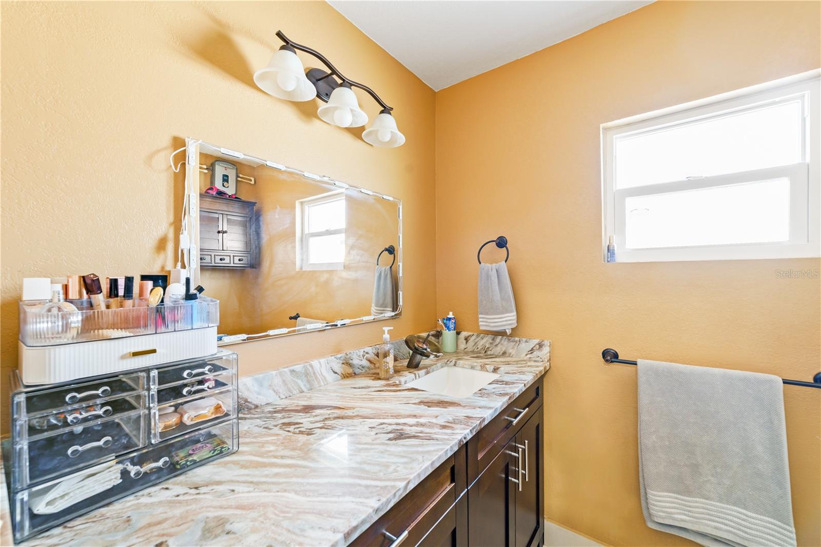 Image 24 of 58 For 6519 Dovewood Place