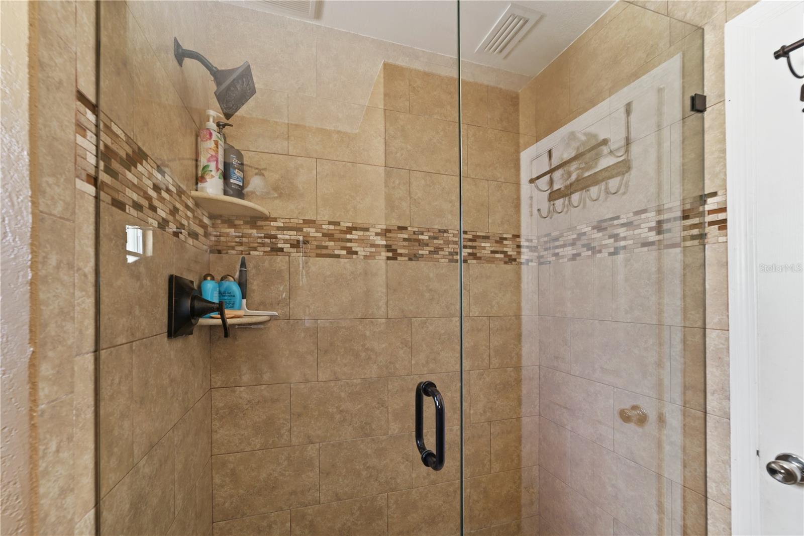 Image 25 of 58 For 6519 Dovewood Place