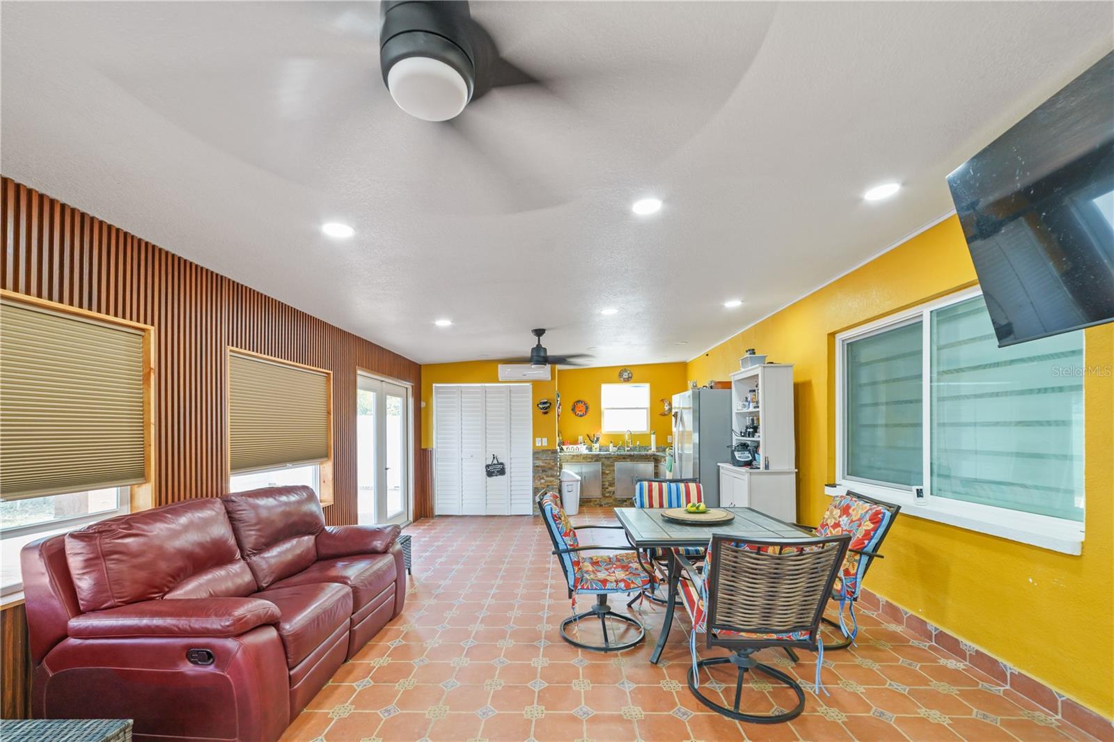 Image 34 of 58 For 6519 Dovewood Place