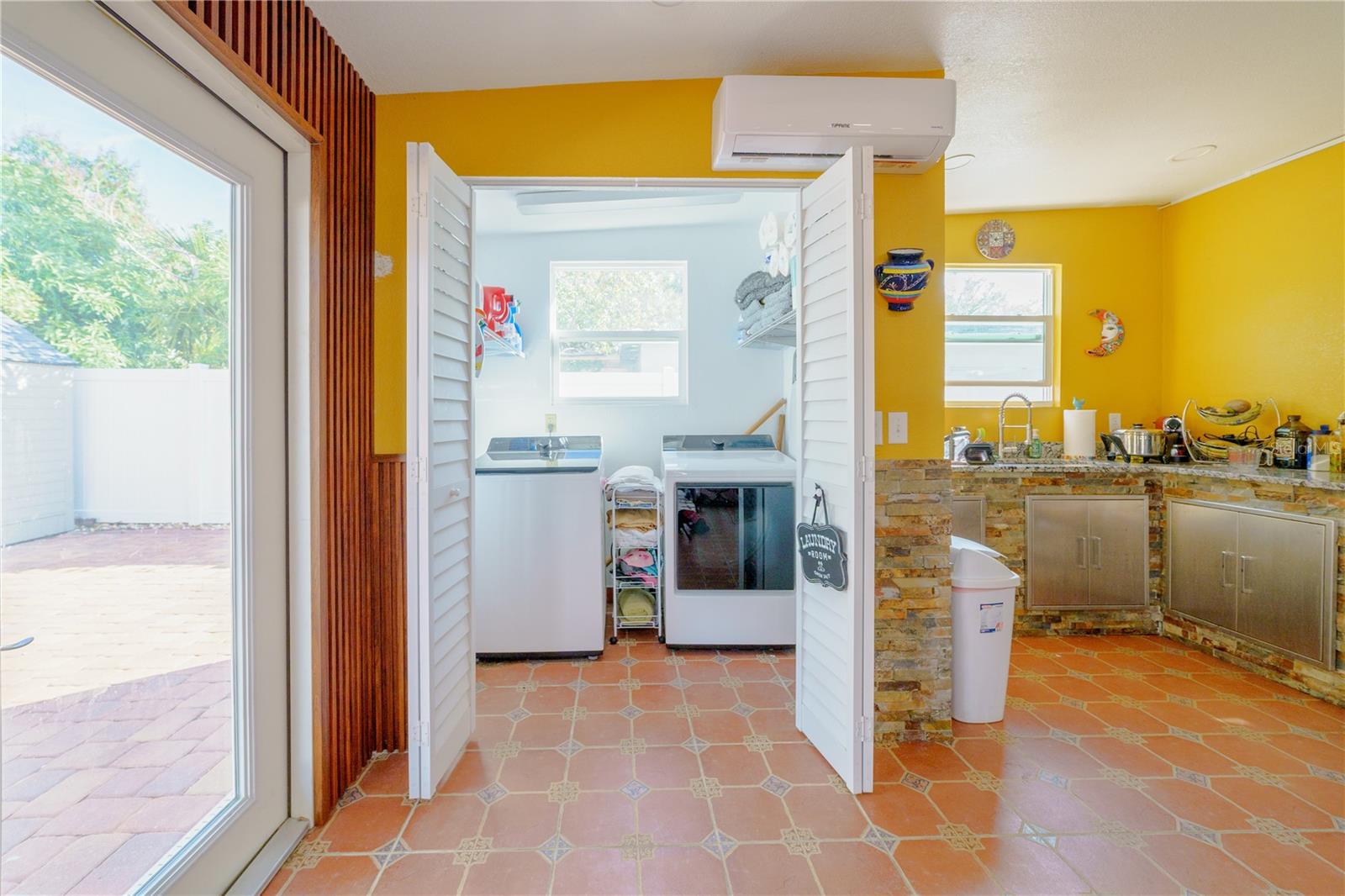 Image 38 of 58 For 6519 Dovewood Place