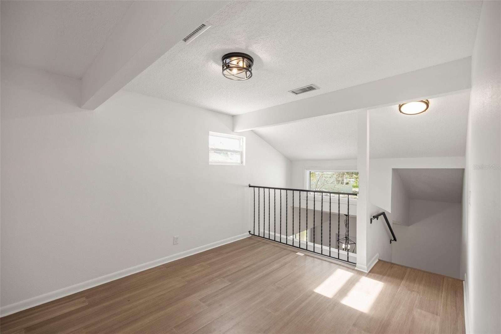 Image 34 of 55 For 1869 Marla Court