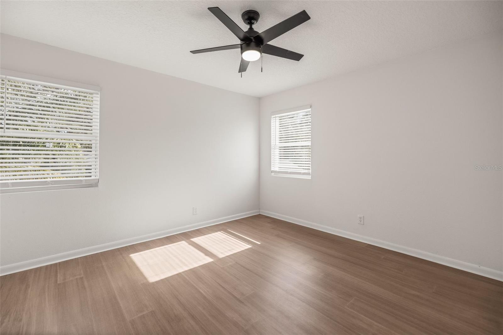 Image 36 of 55 For 1869 Marla Court