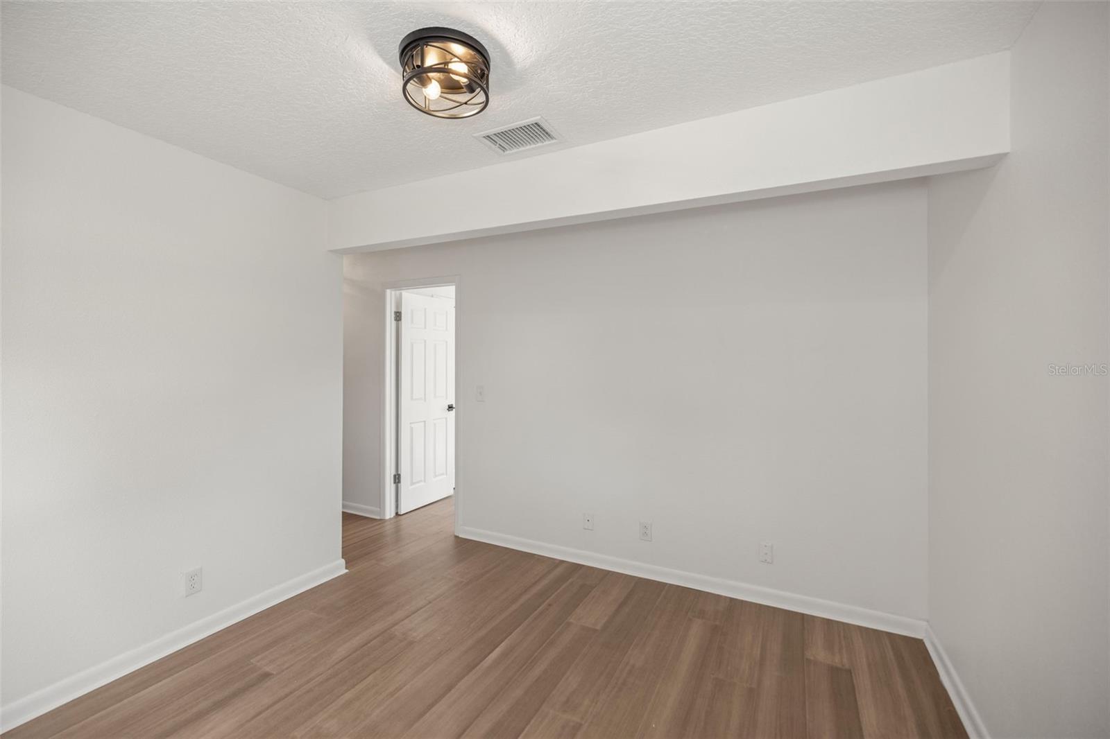 Image 37 of 55 For 1869 Marla Court