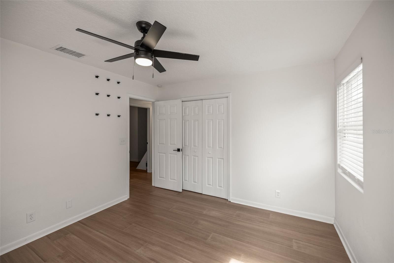 Image 43 of 55 For 1869 Marla Court