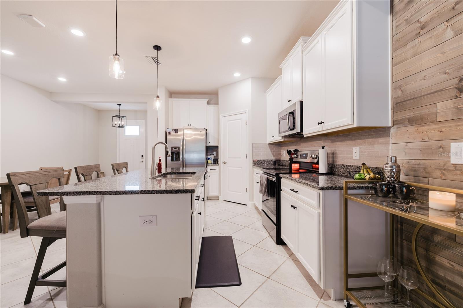 Image 8 of 42 For 6625 Citrus Creek Lane N-a