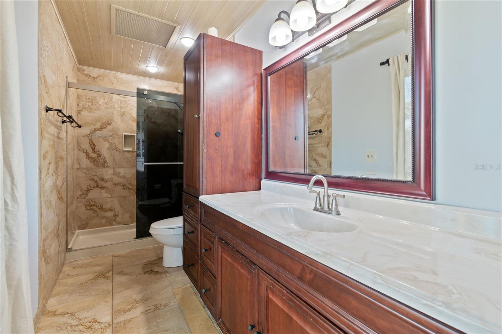 Image 24 of 44 For 4720 Heath Avenue