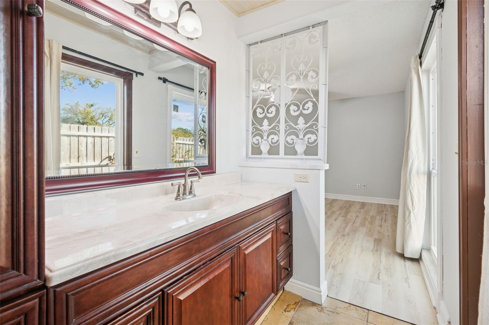 Image 26 of 44 For 4720 Heath Avenue