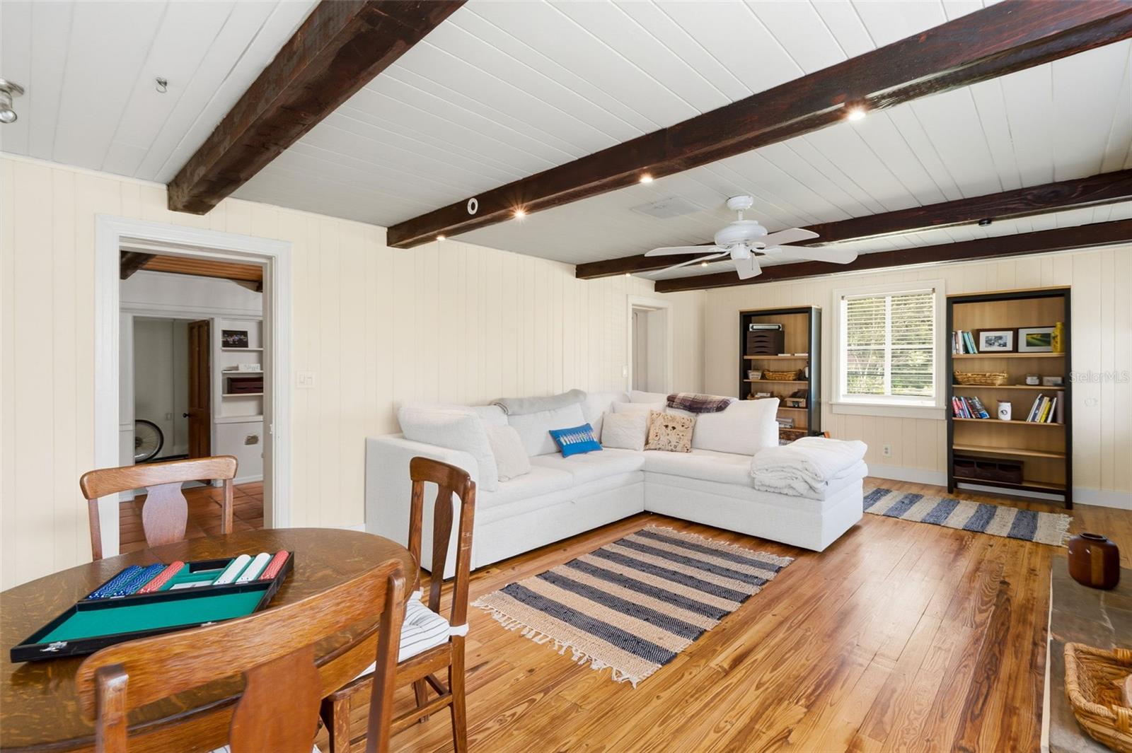 Image 18 of 59 For 4701 3rd Avenue S