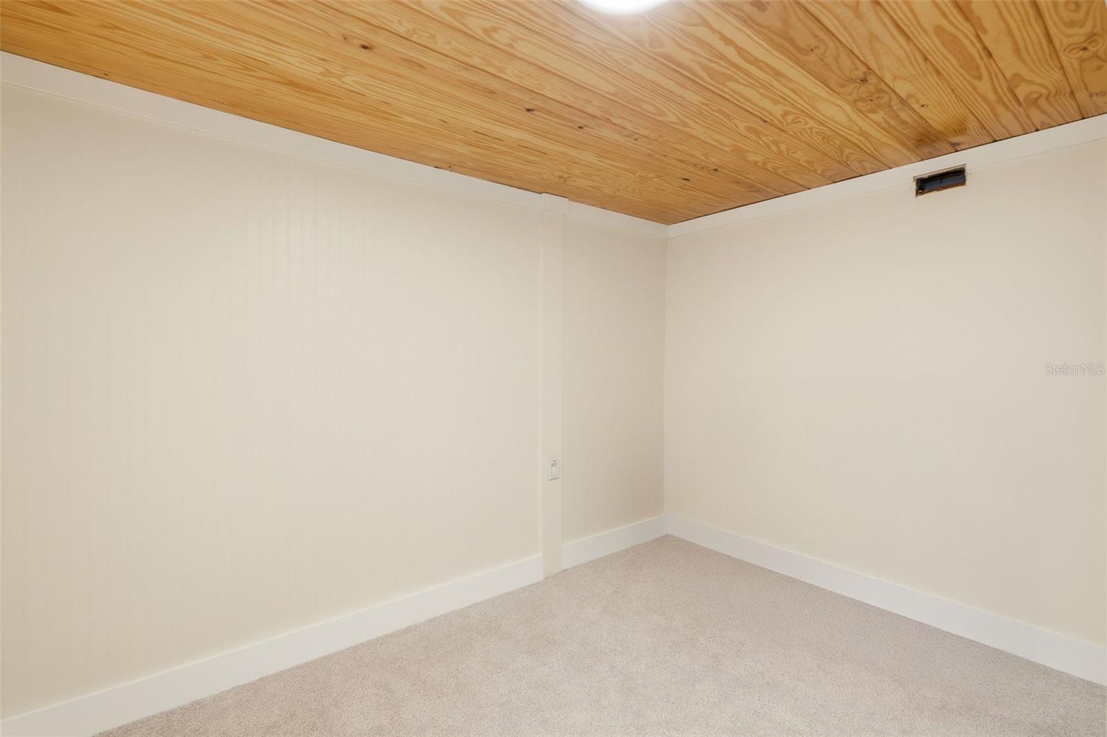 Image 29 of 59 For 4701 3rd Avenue S