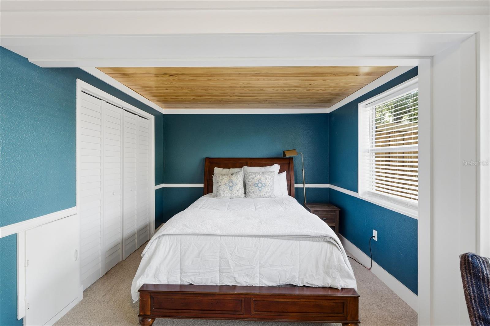 Image 34 of 59 For 4701 3rd Avenue S