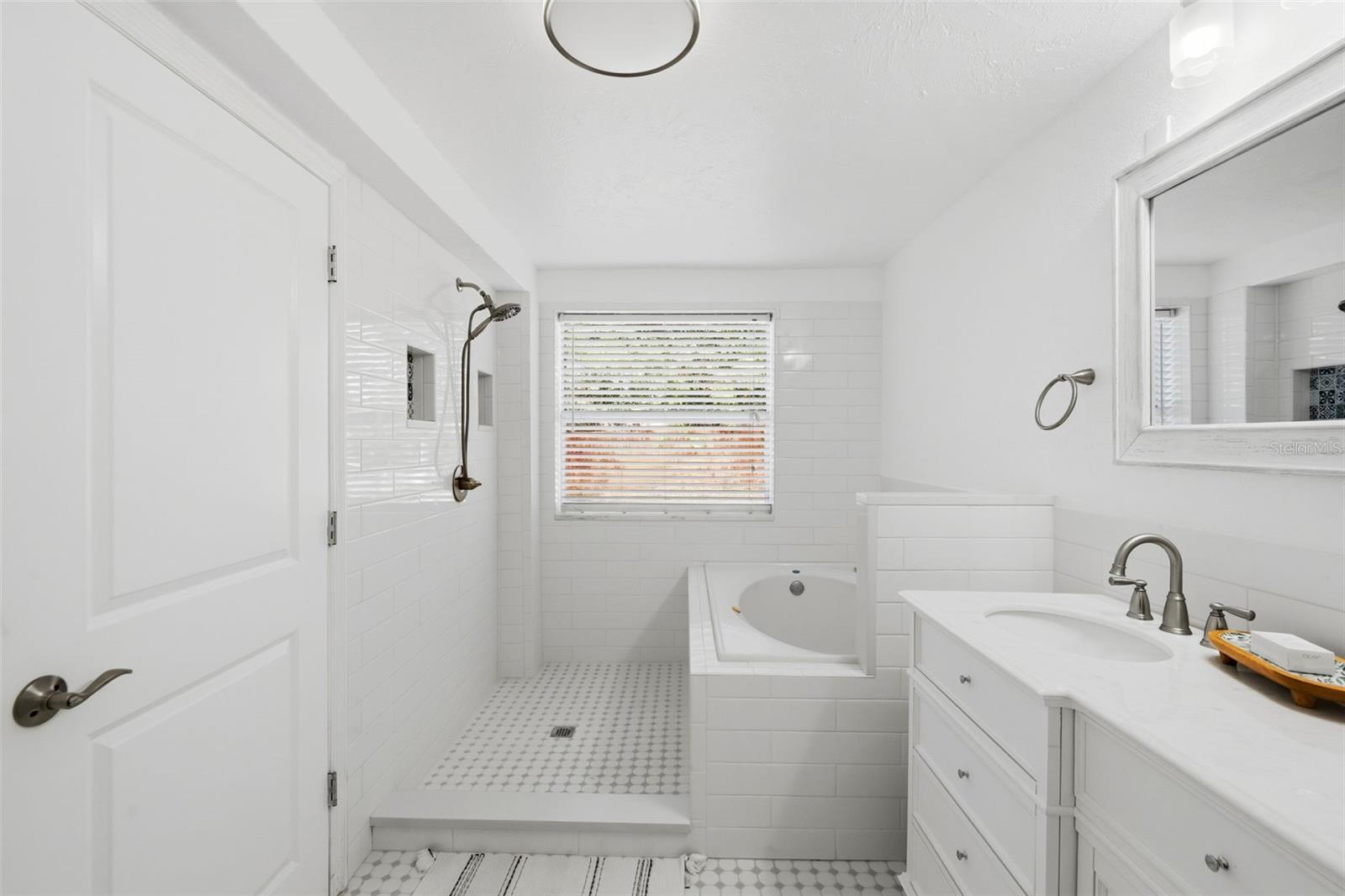 Image 51 of 59 For 4701 3rd Avenue S