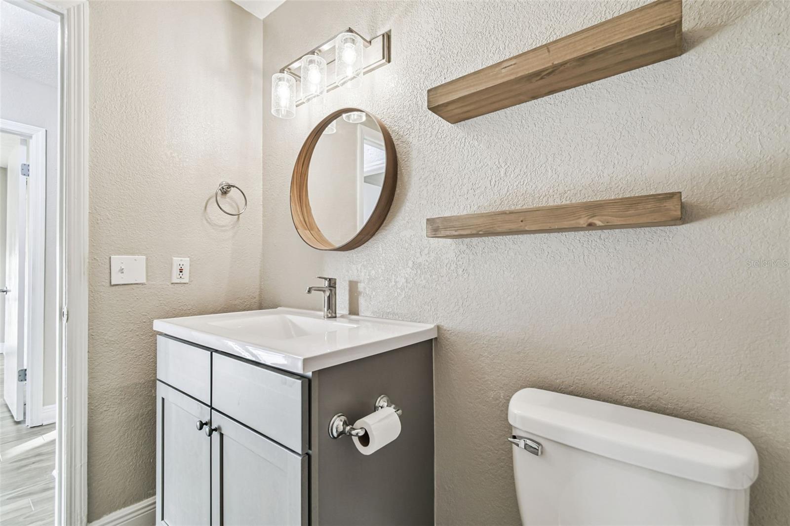 Image 10 of 21 For 13691 Orange Sunset Drive 201