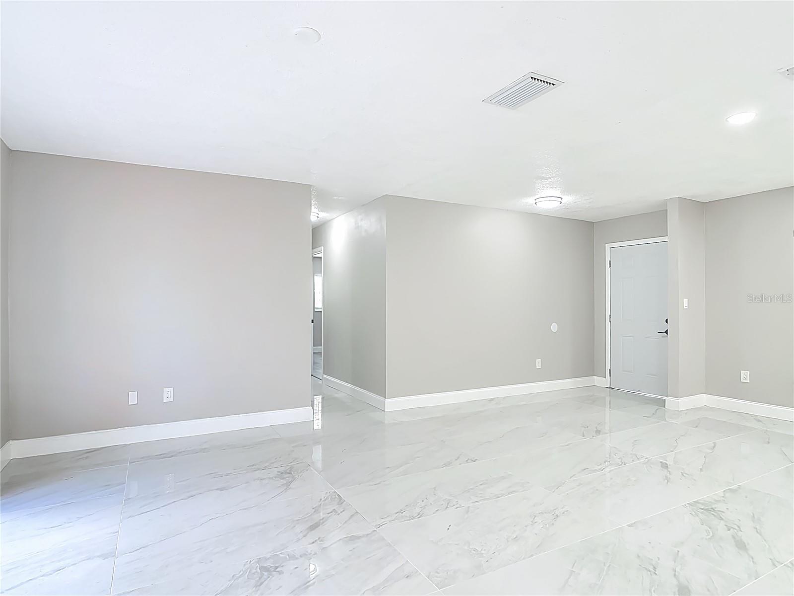 Image 13 of 38 For 31440 Prestwick Avenue