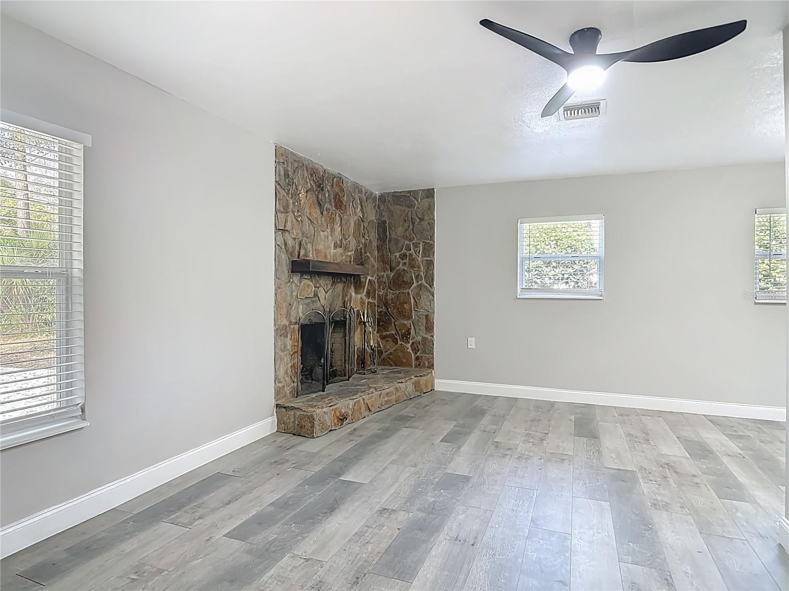 Image 20 of 38 For 31440 Prestwick Avenue