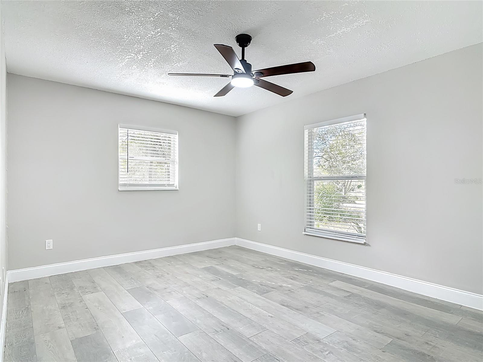 Image 26 of 38 For 31440 Prestwick Avenue